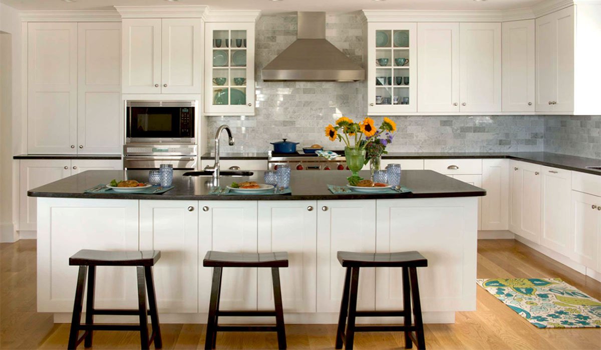 White Shaker Kitchen